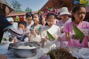 率先发力！锡安首节6中5独得10分6板 上一场全场12分